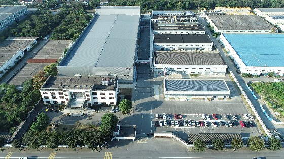 金沙集团1862cc科技推出行业领先的窄边框金属网格触控传感器，实现设计与功能的完美融合